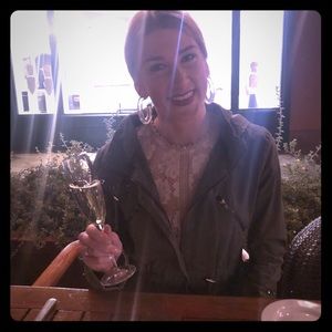 Meet your Posher, Annabel